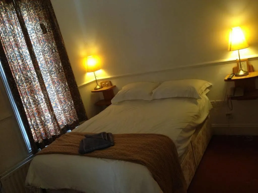 Hotel Adastral Hove
